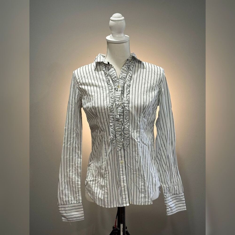 White American Eagle Striped Button Down Shirt Size 10 EUC